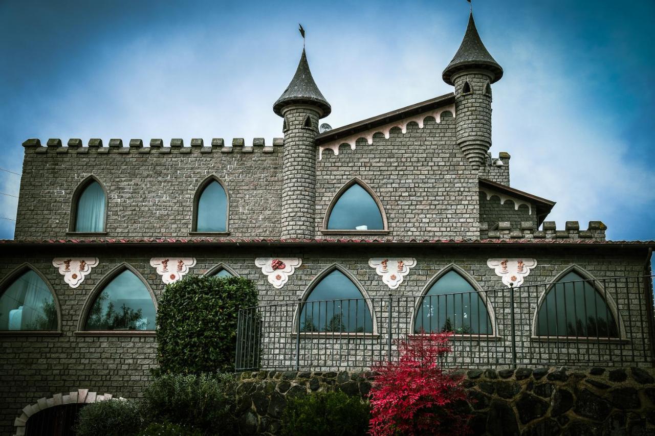 Hotel Castello Di Pandora Nepi Exterior foto